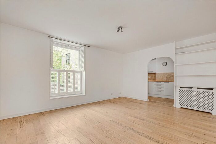 1 Bedroom Terraced House To Rent In Battersea Church Road, St. Mary's Park, SW11