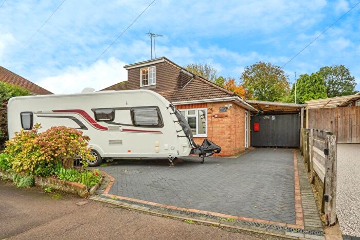 3 Bedroom Bungalow For Sale In Brooklands Road, Havant, Hampshire, PO9