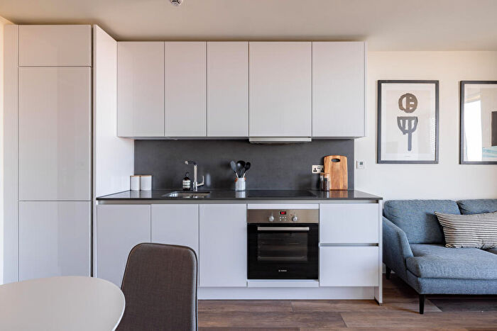 Studio To Rent In Junction Road, London, N19