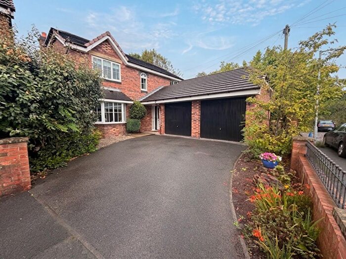 4 Bedroom Detached House To Rent In Corner Brook, Lostock, Bolton, Greater Manchester, BL6