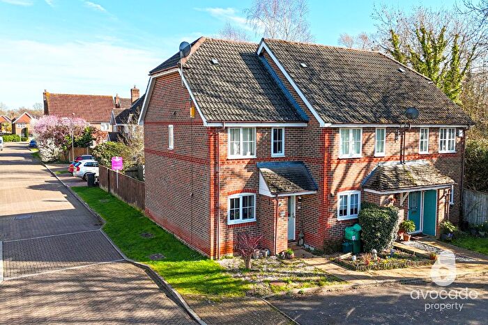 2 Bedroom End Terrace House For Sale In Mallard Way, Aldermaston, RG7