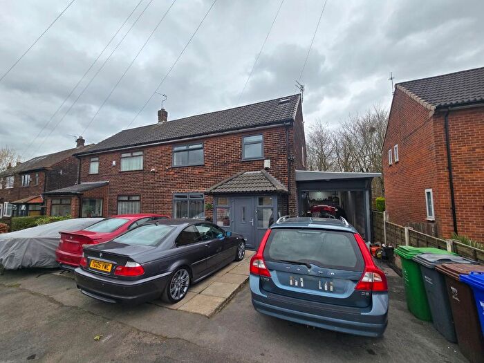 3 Bedroom Semi Detached House For Sale In Sherwell Road, Blackley, Manchester, M9