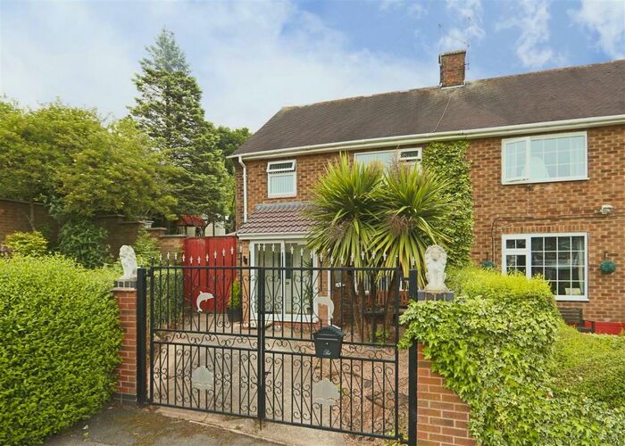 3 Bedroom SemiDetached House For Sale In Cherry Orchard Mount