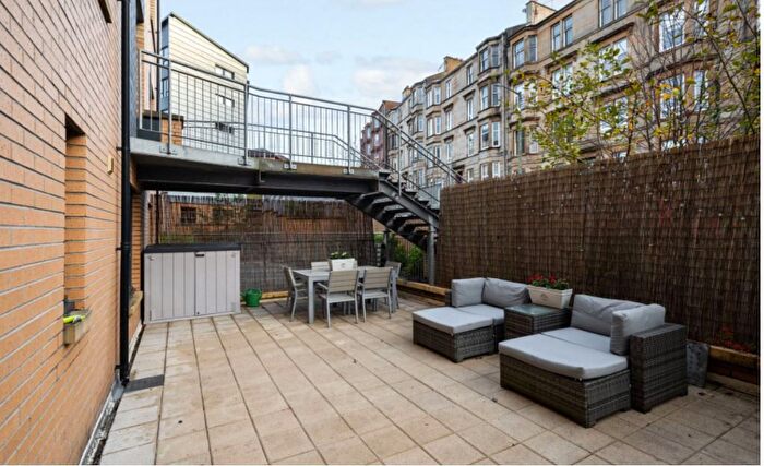 2 Bedroom Flat To Rent In Oban Drive, Maryhill, Glasgow, G20
