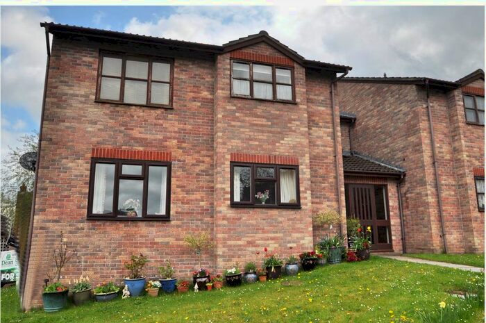 1 Bedroom Flat To Rent In Fairways Avenue, Coleford, GL16