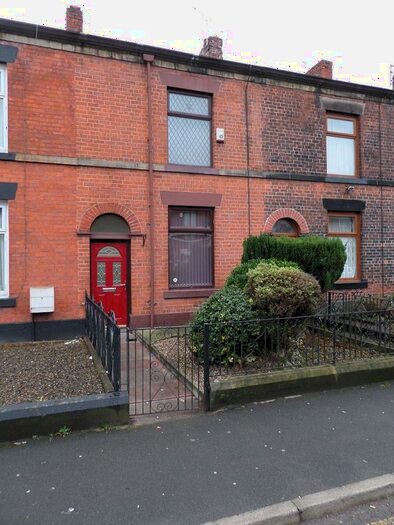 2 Bedroom Terraced House To Rent In Walshaw Road, Bury, BL8