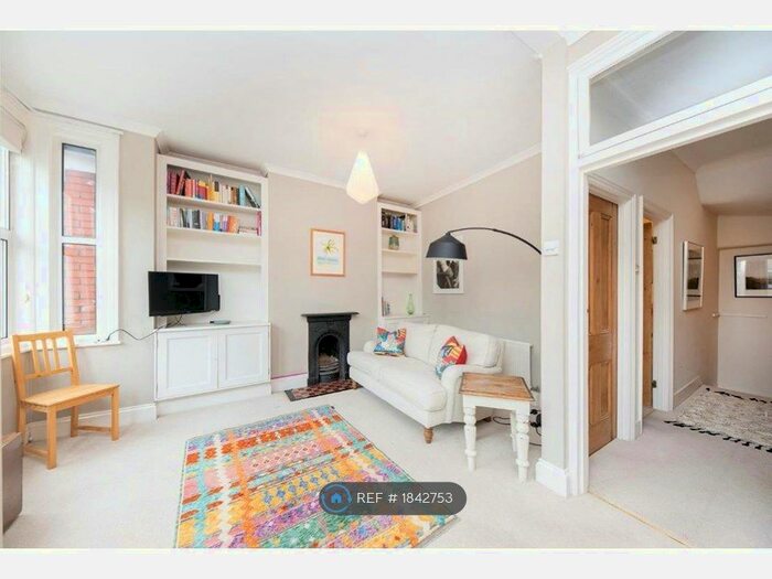 2 Bedroom Flat To Rent In London, London, W4