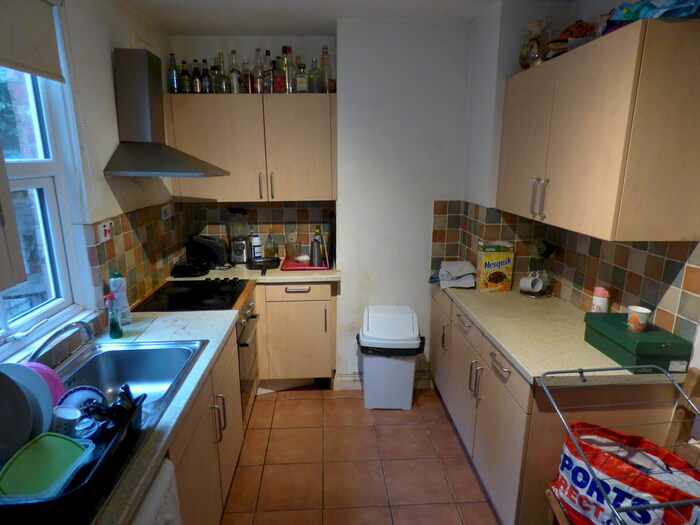 3 Bedroom Terraced House To Rent In Tudor Road, Leicester, LE3