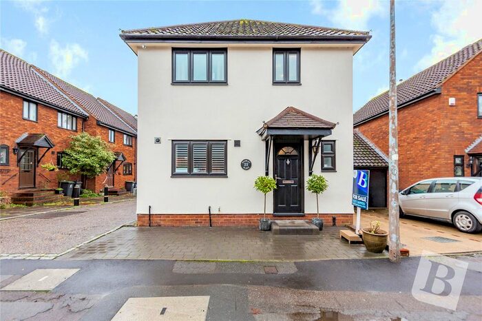 3 Bedroom Detached House To Rent In Stanley Place, Ongar, Essex, CM5