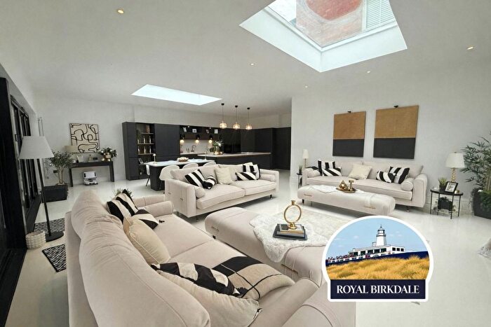 4 Bedroom Detached House To Rent In Westcliffe, Southport, PR8