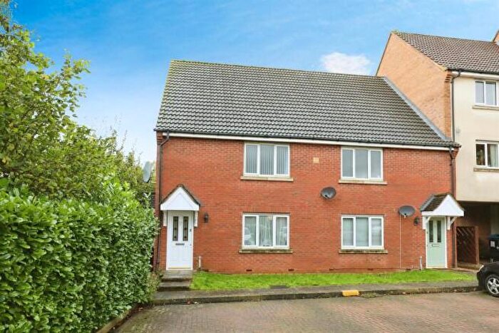 Apartment To Rent In Creswell Place, Cawston, Rugby, CV22