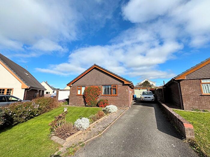 3 Bedroom Detached Bungalow For Sale In Ar Y Don, Tywyn, LL36