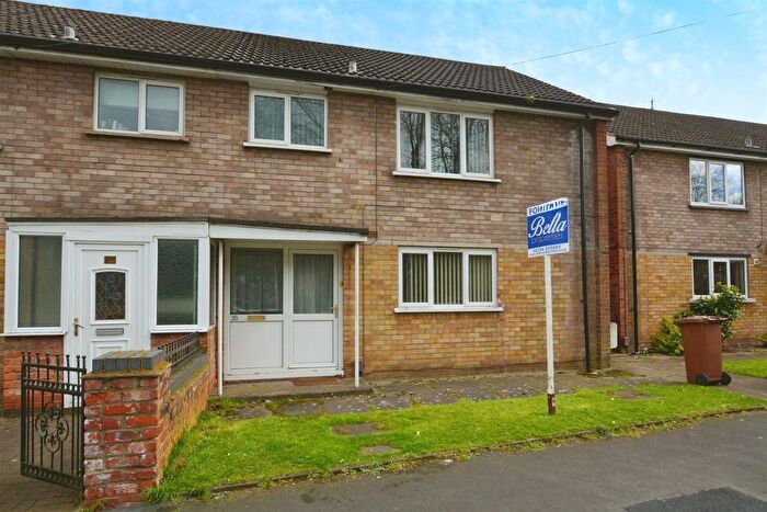 3 Bedroom Semi-Detached House To Rent In Skelton Road, Scunthorpe, DN17