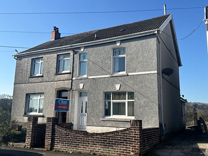 3 Bedroom Semi-Detached House For Sale In Margaret Road, Llandybie, Ammanford, Carmarthenshire., SA18