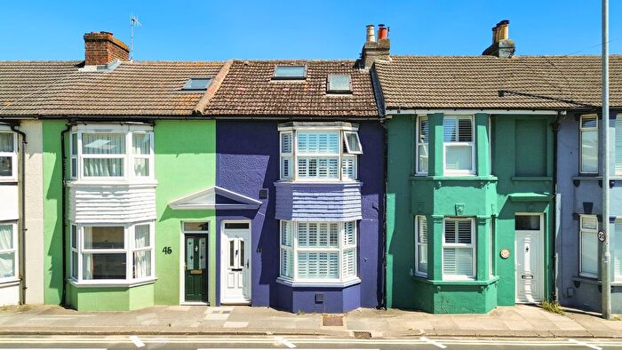 3 Bedroom Property For Sale In Church Road, Portslade, BN41