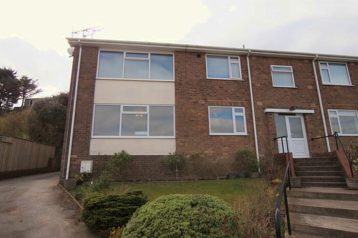 2 Bedroom Flat To Rent In Sea View Court, Sea View Drive, Scarborough, YO11