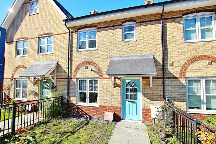 3 Bedroom Terraced House For Sale In Forbury Close, Knaphill, Woking, GU21