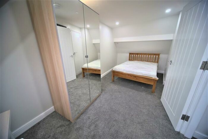 7 Bedroom End Of Terrace House To Rent In Delph Lane, Woodhouse, Leeds, LS6