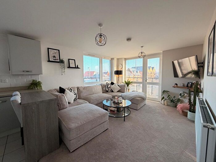 2 Bedroom Flat For Sale In Buttercup Crescent, Emersons Green, Bristol, BS16