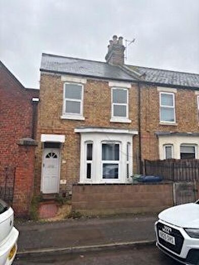 6 Bedroom Semi Detached House To Rent In St. Marys Road, Oxford, OX4