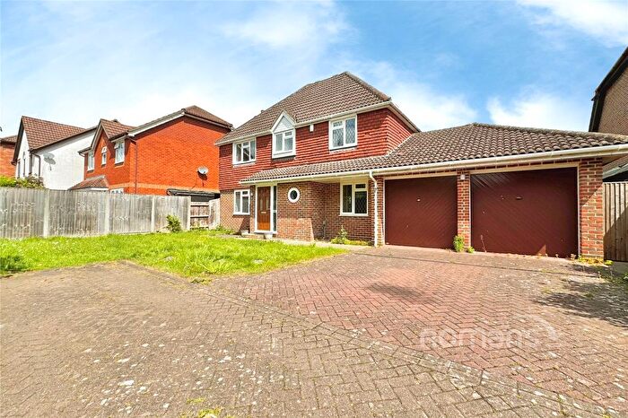 4 Bedroom Detached House For Sale In Forbes Chase, College Town, Sandhurst, GU47