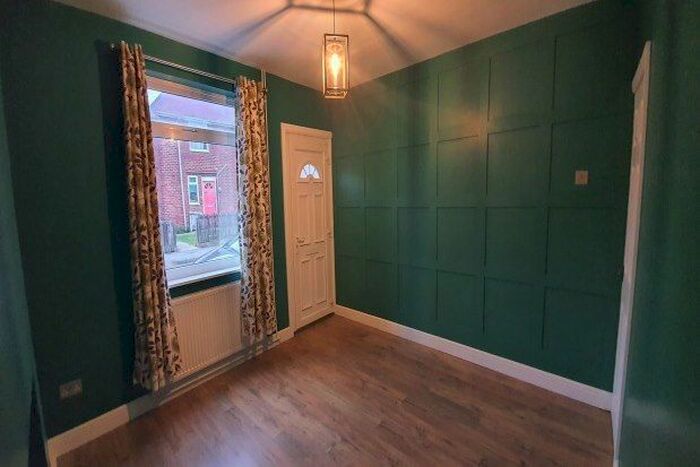 4 Bedroom End Of Terrace House To Rent In Hall Street, Mansfield NG18