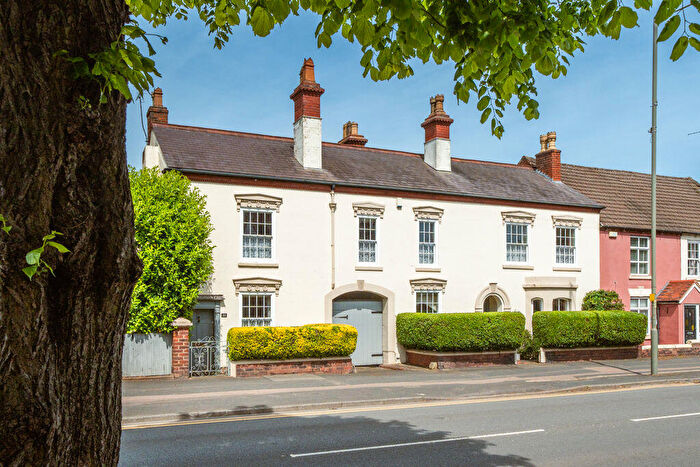 4 Bedroom Terraced House For Sale In High Street, Wall Heath, Kingswinford, DY6