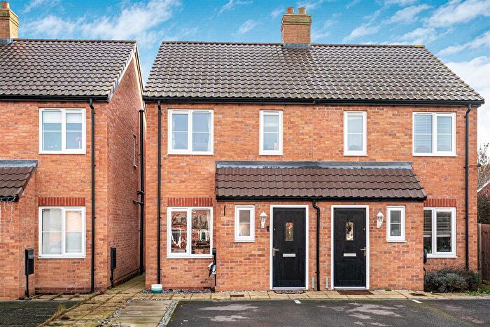 2 Bedroom Property For Sale In Hop Bine Drive, Waterbeach, Cambridge, CB25