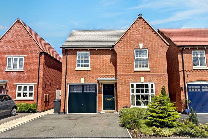 3 Bedroom Detached House For Sale In Russett Avenue, Manor Fields, Nuneaton, CV11