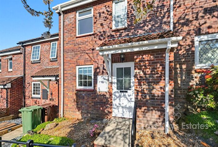 2 Bedroom Property To Rent In Rolston Close, Southway, PL6