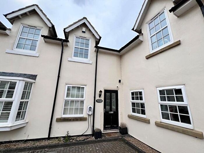 3 Bedroom Cottage To Rent In Riverside Cottage, Wentbridge, WF8