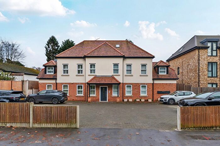 2 Bedroom Flat For Sale In Croham Valley Road, South Croydon, CR2