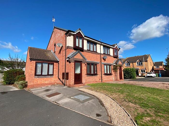 3 Bedroom House To Rent In Globe Avenue, Stafford, ST17