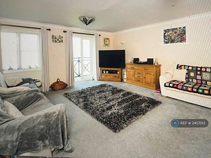 2 Bedroom Flat To Rent In Martinique Way, Eastbourne, BN23