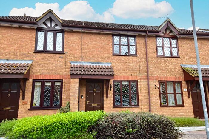 2 Bedroom Terraced House For Sale In Abbey Drive, Abbots Langley, WD5