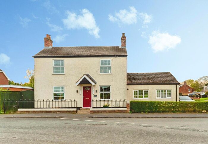 3 Bedroom Detached House For Sale In Townside, East Halton, Immingham, DN40