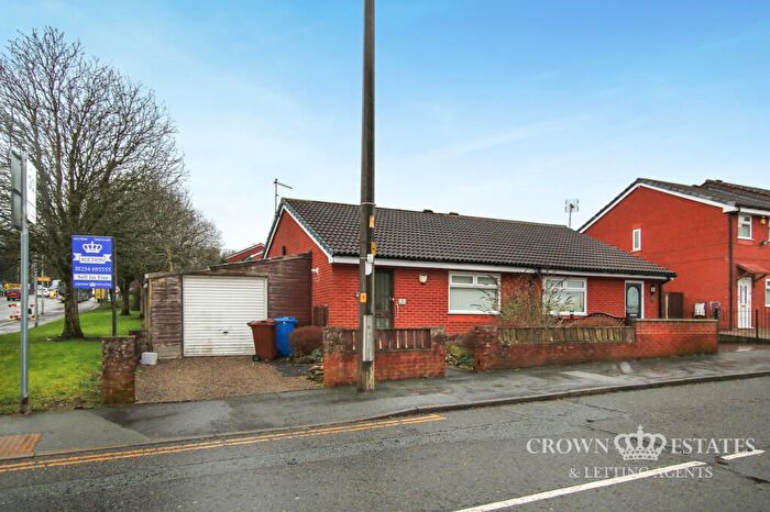 2 Bedroom Semi Detached Bungalow For Sale In Mosley Street, Blackburn, BB2