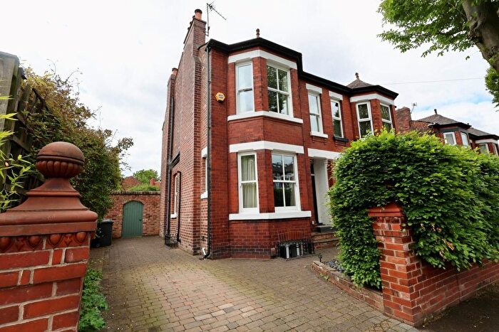 3 Bedroom Semi-Detached House For Sale In Poplar Road, Monton, M30