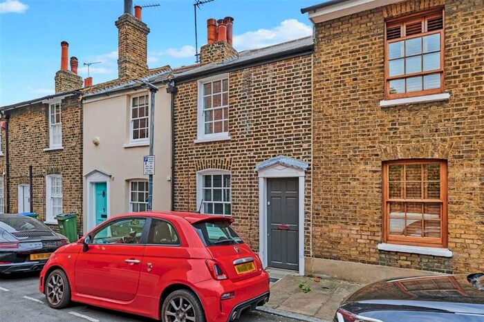 2 Bedroom Terraced House To Rent In Peyton Place, London, SE10