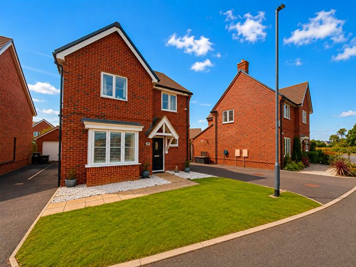 4 Bedroom Detached House For Sale In Orchard Way, Boreham, Chelmsford, CM3