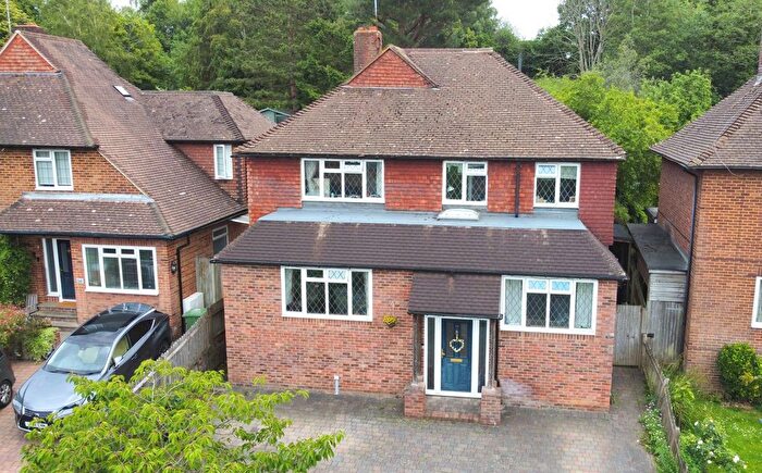 5 Bedroom Detached House For Sale In Delves Avenue, Tunbridge Wells, TN2