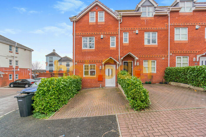 3 Bedroom Terraced House To Rent In Tranmere, Birkenhead, CH42