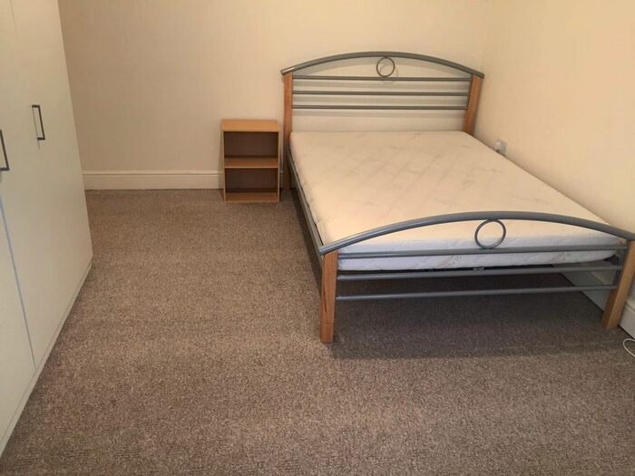 1 Bedroom Flat To Rent In Long Elmes, Harrow, HA3