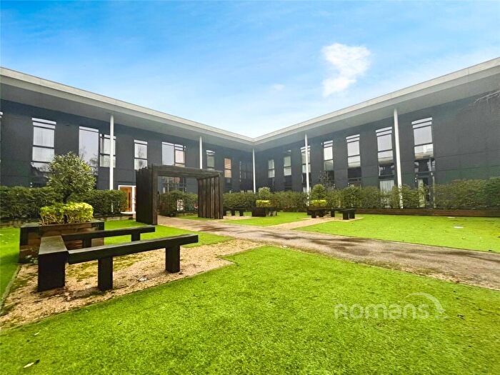 1 Bedroom Apartment For Sale In Clivemont Road, Maidenhead, Berkshire, SL6