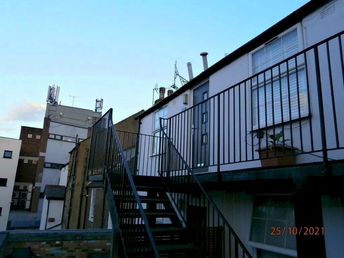 1 Bedroom Flat To Rent In Victoria Street, Rochester ME1