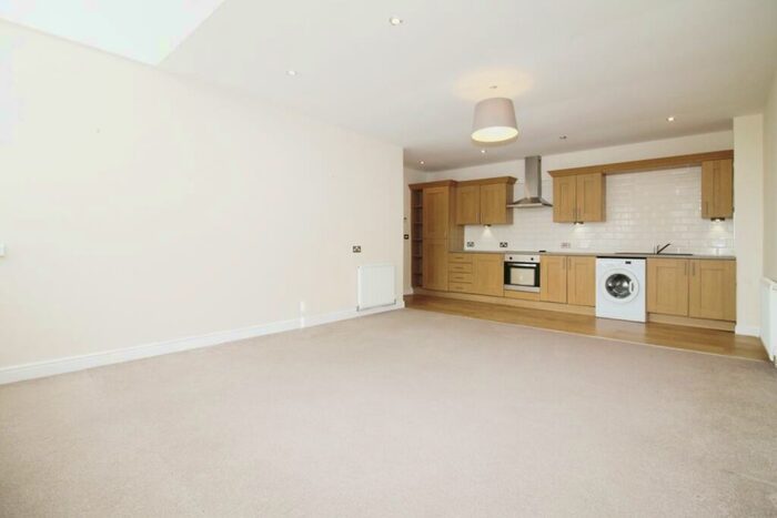 2 Bedroom Apartment To Rent In The Grange, Richardshaw Lane, LS28