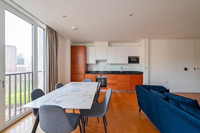 3 Bedroom Flat To Rent In Manuka Heights, East Village, Stratford, London, E20