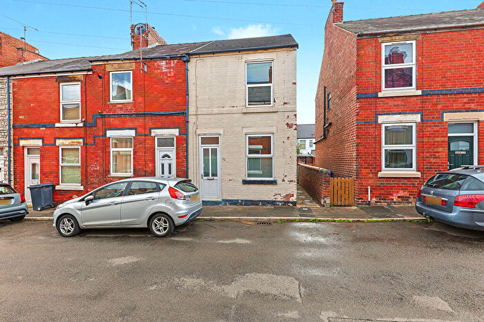 2 Bedroom Terraced House For Sale In John Street, Brampton, Chesterfield, S40