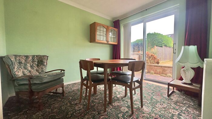 3 Bedroom Detached House For Sale In Cornwallis Avenue, Worle, Weston-Super-Mare, BS22