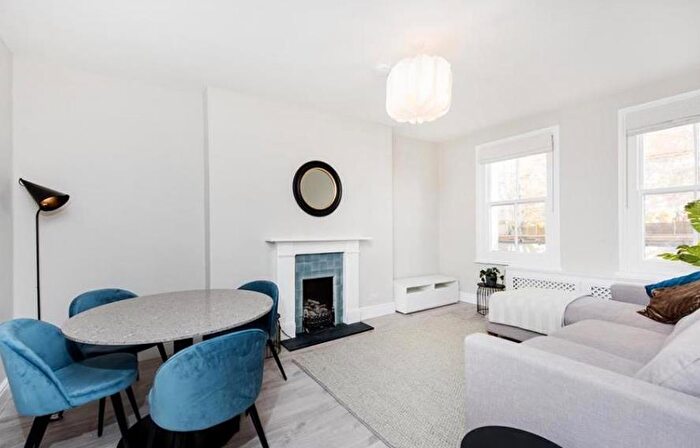 2 Bedroom Apartment To Rent In Park Road, St John's Wood, London, NW8